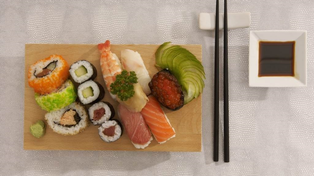jak zrobić dobre sushi w domu
